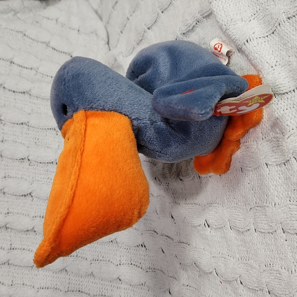 Vintage Ty Beanie Baby Original Scoop The Pelican P.V.C. Pellets 1996